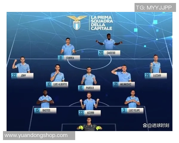 足球比赛时的激情瞬间与战术博弈揭示了团队合作的重要性与运动员的拼搏精神